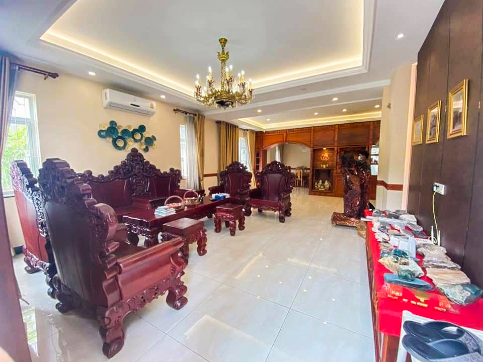 Queen Villa for Sale (Borey Phnom Penh Park 6A)- 012 610 710